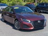 Used 2024 Nissan Altima 2.5 SV image 2
