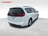 Used 2022 Chrysler Pacifica Touring-L image 5