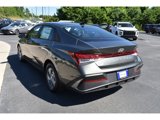 New 2025 Hyundai Elantra SE image 3