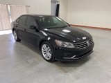 Used 2019 Volkswagen Passat 2.0T Wolfsburg w/ Wheels & Sunroof Package image 2