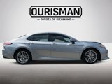 Certified 2018 Toyota Camry XLE image 2
