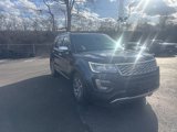 Used 2017 Ford Explorer Platinum image 2