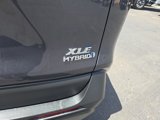 Used 2020 Toyota RAV4 XLE w/ Convenience Package image 5