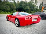 Used 2004 Chevrolet Corvette Coupe w/ Roof Package image 2