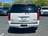 Used 2008 GMC Yukon XL SLT w/ SLT Preferred Equipment Group image 4