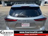 Used 2021 Toyota Highlander XLE image 5