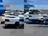 New 2025 Chevrolet Trax LT w/ LT Convenience Package image 2