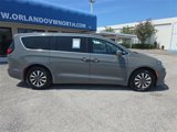 Used 2022 Chrysler Pacifica Touring-L w/ Uconnect Theater Family Group image 3
