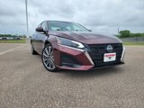 Used 2023 Nissan Altima 2.5 SL image 2