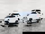 Used 2017 Chevrolet Equinox LT w/ Convenience Package image 4