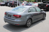 Used 2017 Volkswagen Jetta SE image 4