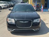 Used 2014 Chrysler 300 image 3
