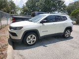 Used 2023 Jeep Compass Latitude image 4