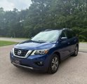 Used 2019 Nissan Pathfinder SV image 3