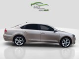 Used 2015 Volkswagen Passat 3.6 SEL Premium image 3