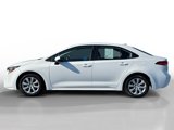 Used 2022 Toyota Corolla LE image 2
