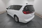 Used 2023 Chrysler Pacifica Touring-L image 6