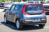 Used 2022 Kia Soul LX image 2