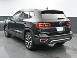 Used 2024 Volkswagen Taos SE w/ MDO Package image 5