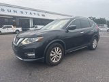 Used 2017 Nissan Rogue SV w/ Sun & Sound Touring Package image 6