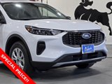 New 2025 Ford Escape Active w/ Cold Weather Package image 2