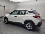 Used 2020 Nissan Kicks S image 3