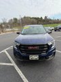 Used 2022 GMC Terrain SLE w/ Driver Convenience Package image 2