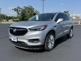 Used 2018 Buick Enclave Essence image 2