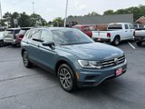Used 2019 Volkswagen Tiguan SE w/ Panoramic Sunroof Package image 3