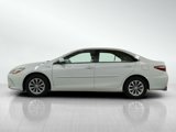 Used 2016 Toyota Camry LE image 2