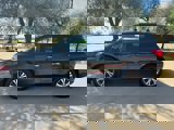 Used 2018 Nissan Pathfinder SV image 2