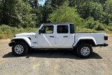 New 2023 Jeep Gladiator Sport image 5