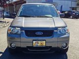 Used 2005 Ford Escape Limited image 2