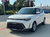 Used 2023 Kia Soul LX image 4