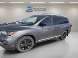 Used 2017 Nissan Pathfinder Platinum image 3