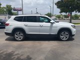 Used 2023 Volkswagen Atlas SE image 3