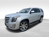 Used 2017 Cadillac Escalade Luxury image 2
