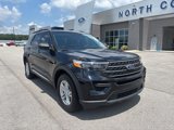 Used 2022 Ford Explorer XLT image 2