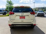 Used 2018 Nissan Rogue SL w/ Premium Package image 6