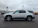 Used 2018 Chevrolet Traverse LT image 2