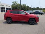 Used 2023 Jeep Compass Limited image 3
