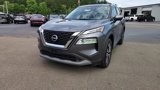 Used 2023 Nissan Rogue SV image 3