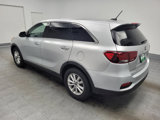 Used 2019 Kia Sorento LX image 3