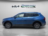 Used 2019 Volkswagen Tiguan SE w/ Panoramic Sunroof Package image 2