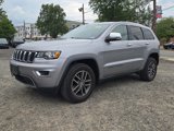 Used 2017 Jeep Grand Cherokee Limited image 4