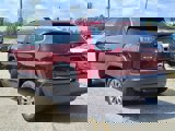Used 2020 Jeep Cherokee Latitude Plus w/ Comfort/Convenience Group image 3