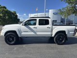 Used 2015 Toyota Tacoma TRD Pro image 2