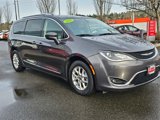 Used 2020 Chrysler Pacifica Touring-L image 3