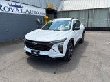 Used 2024 Chevrolet Trax RS image 2