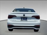 Certified 2024 Volkswagen Jetta SE w/ Panoramic Sunroof Package image 5